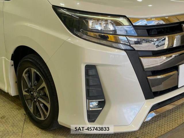 Toyota NOAH 2018-06 279462-13