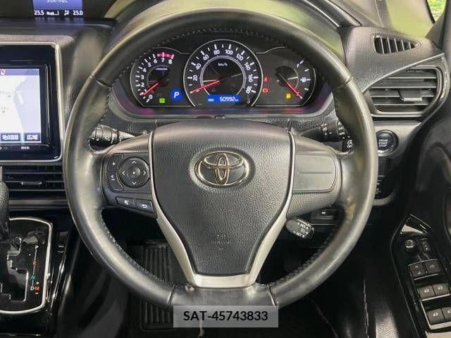 Toyota NOAH 2018-06 279462-12