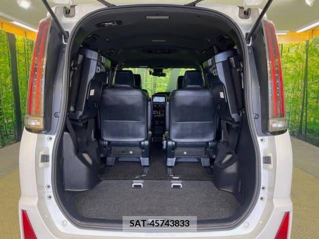 Toyota NOAH 2018-06 279462-11