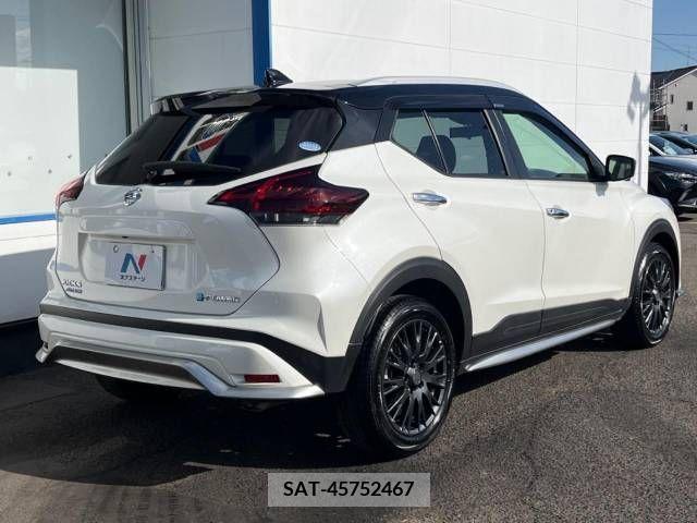 Nissan KICKS 2021-09 211694-17