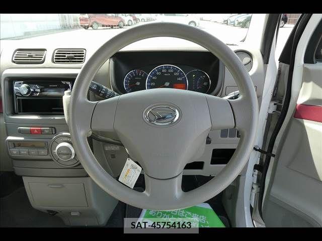 Daihatsu MOVE CONTE 2013-04 278220-3