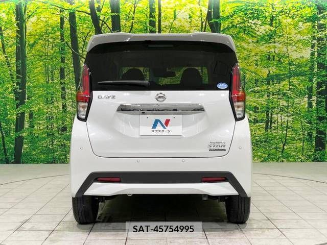 Nissan DAYZ 2021-05 353513-15