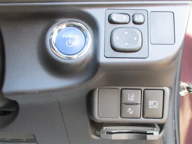 Toyota AQUA 2016-01 16792-21