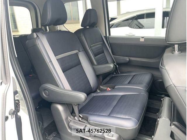 Nissan SERENA 2023-06 384563-10