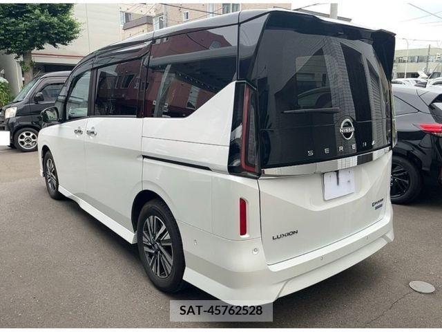 Nissan SERENA 2023-06 384563-2