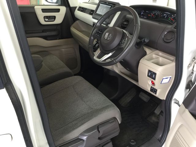 Honda N BOX 2018-06 13627-10