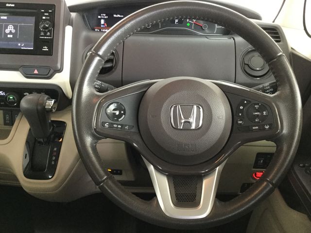 Honda N BOX 2018-06 13627-9