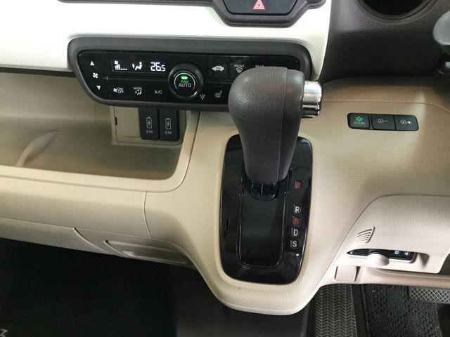 Honda N BOX 2018-06 13627-16