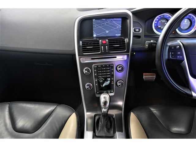 Volvo XC60 2013-06 2995-15