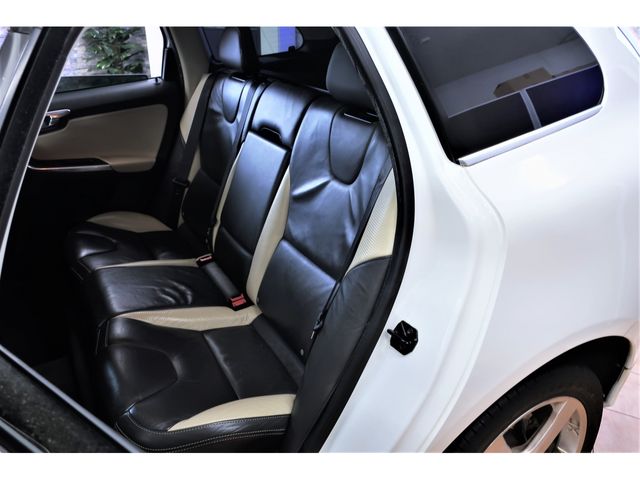 Volvo XC60 2013-06 2995-27