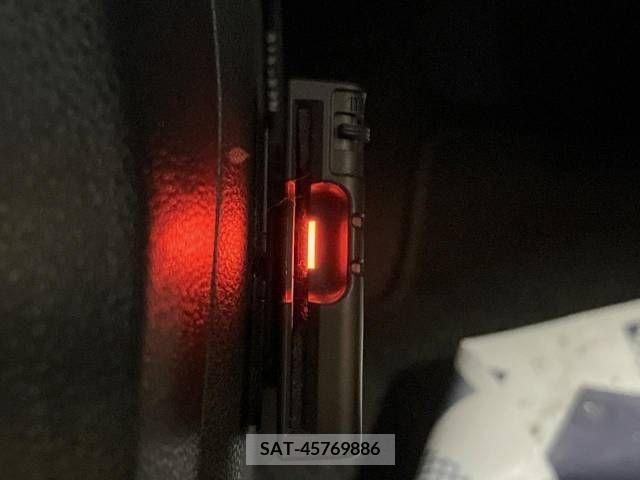 Nissan JUKE 2013-05 227315-5