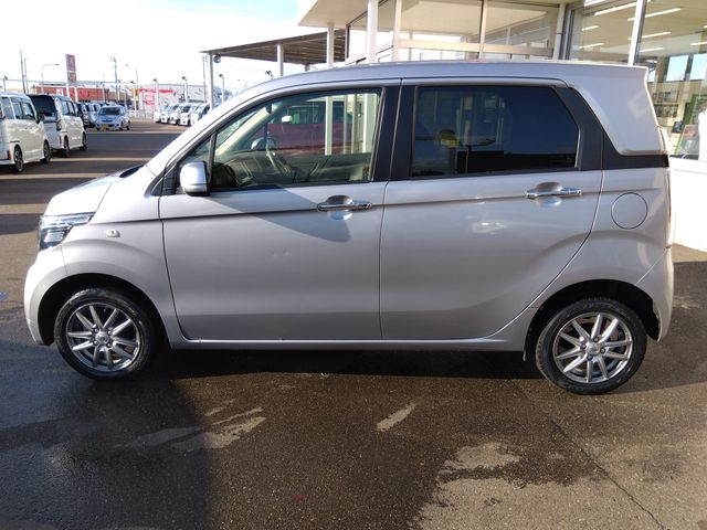 Honda N-WGN 2018-10 14025-4
