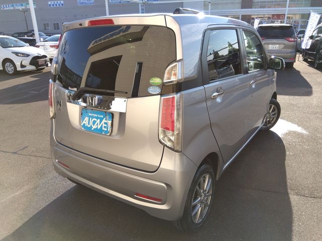 Honda N-WGN 2018-10 14025-1