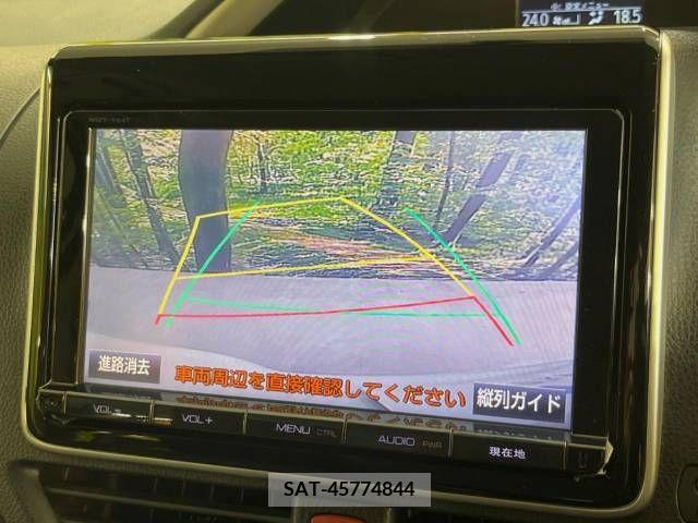 Toyota VOXY 2015-07 321459-3