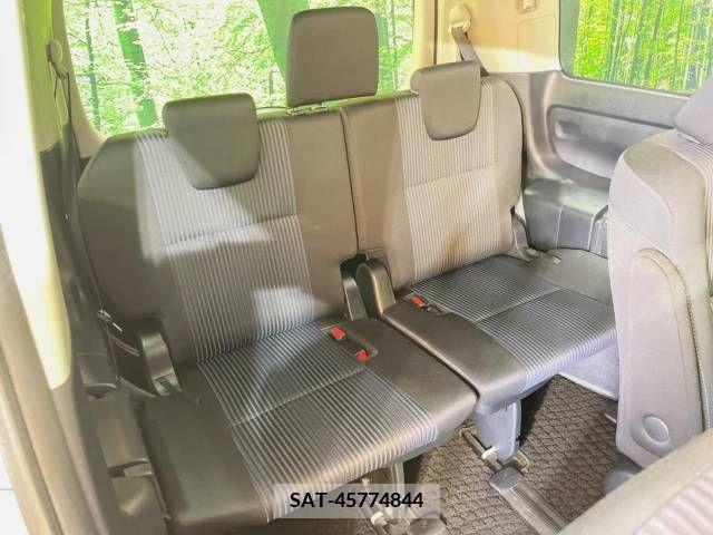 Toyota VOXY 2015-07 321459-10