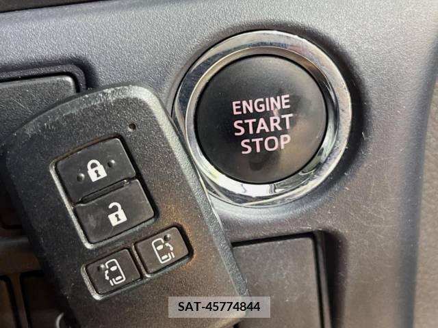 Toyota VOXY 2015-07 321459-6