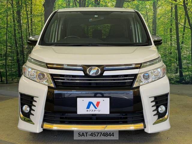 Toyota VOXY 2015-07 321459-15
