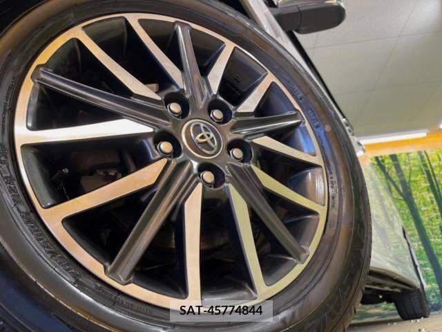 Toyota VOXY 2015-07 321459-14