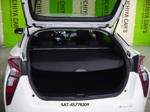Toyota PRIUS 2018-05 330568-22