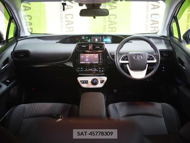 Toyota PRIUS 2018-05 330568-2