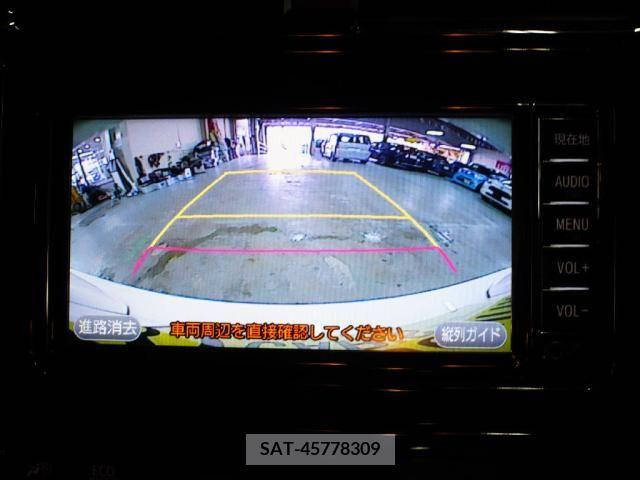 Toyota PRIUS 2018-05 330568-13