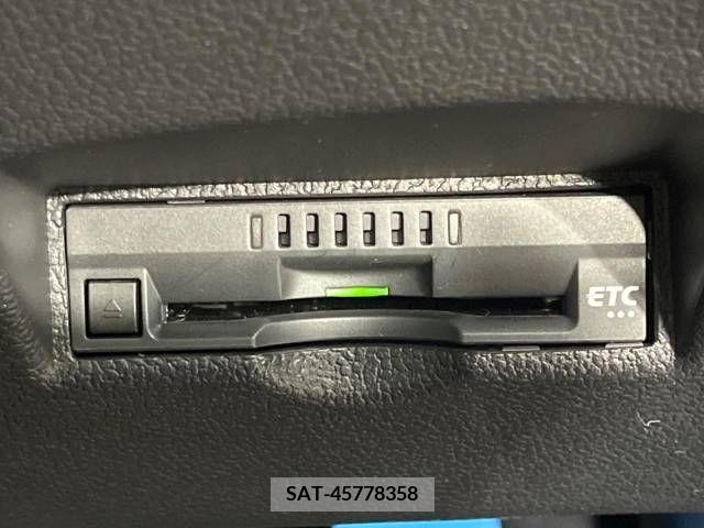Toyota PRIUS 2021-04 282150-4