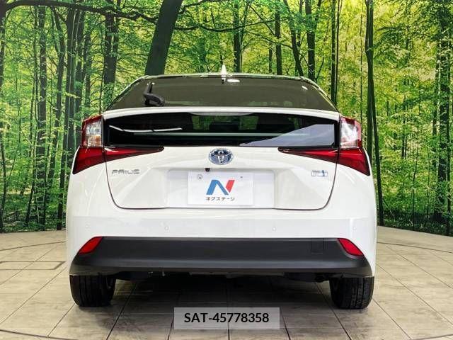 Toyota PRIUS 2021-04 282150-15