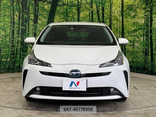Toyota PRIUS 2021-04 282150-14