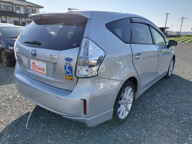 Toyota PRIUS ALPHA 2012-07 182550-11