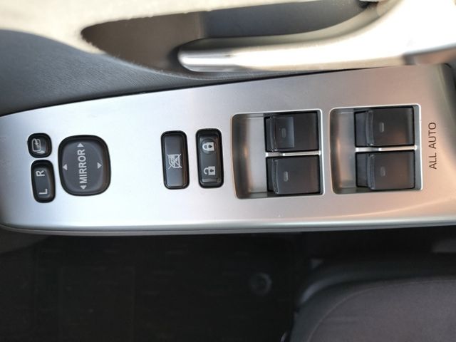 Toyota PRIUS ALPHA 2012-07 182550-25