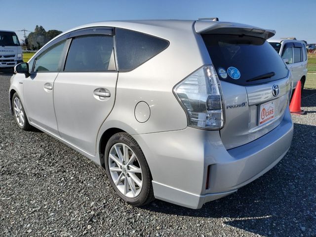 Toyota PRIUS ALPHA 2012-07 182550-10