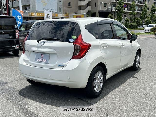 Nissan NOTE 2015-10 378375-4