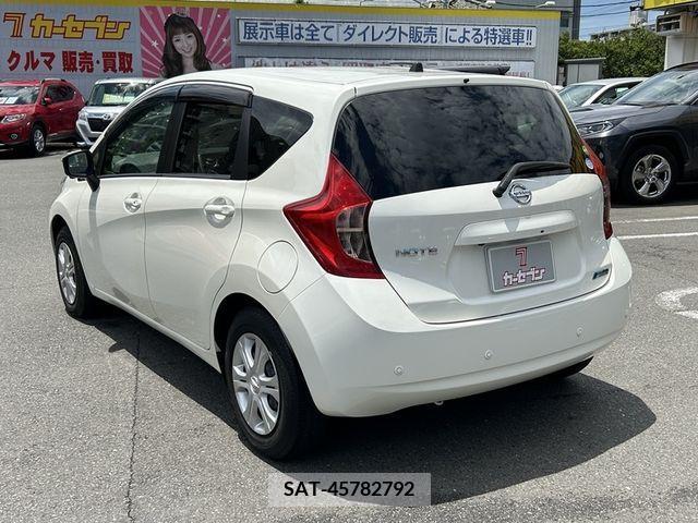 Nissan NOTE 2015-10 378375-6