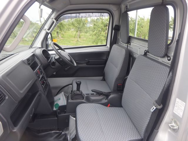 Suzuki CARRY TRUCK 2017-04 3753-15
