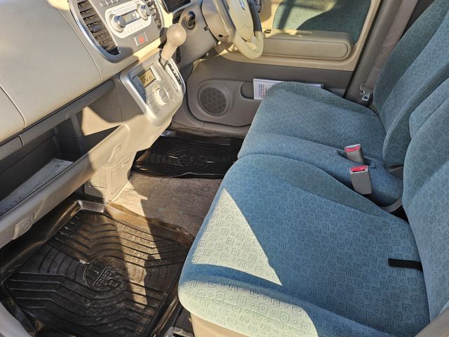Nissan MOCO 2009-02 184164-6