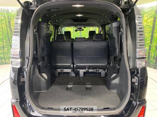 Toyota VOXY 2021-07 321715-11