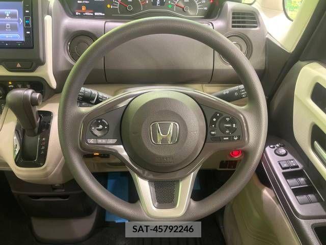 Honda N BOX 2019-04 278416-11