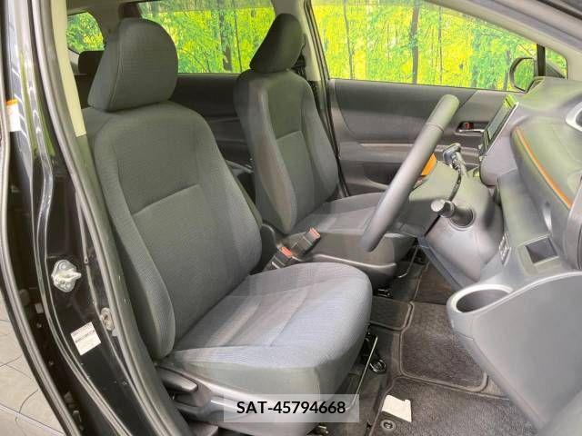 Toyota SIENTA 2016-07 223779-8