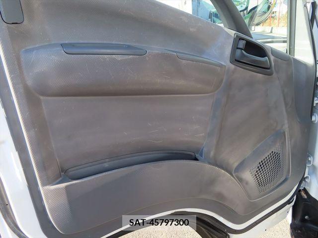 Mazda TITAN 2012-09 204803-13