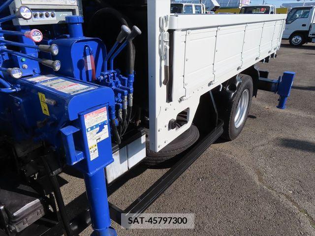 Mazda TITAN 2012-09 204803-15