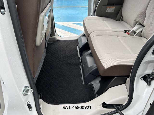 Nissan ROOX 2019-03 323900-18