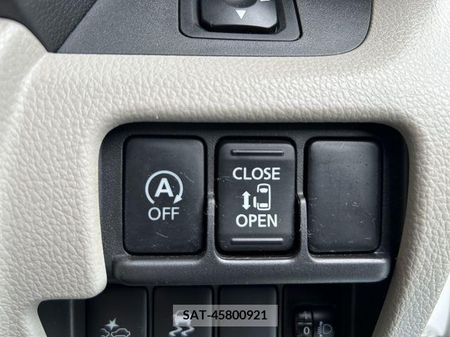 Nissan ROOX 2019-03 323900-12