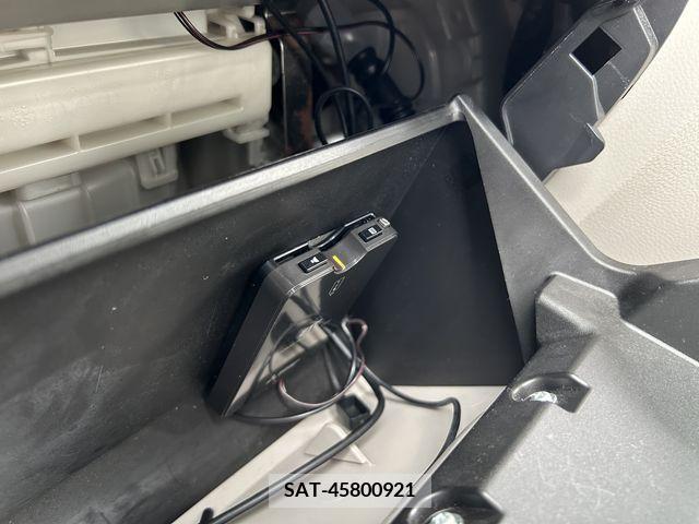 Nissan ROOX 2019-03 323900-14