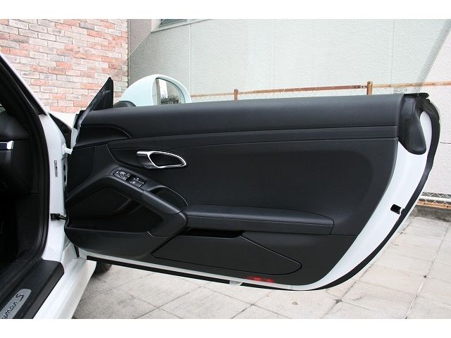 Porsche CAYMAN 2014-02 10350-11
