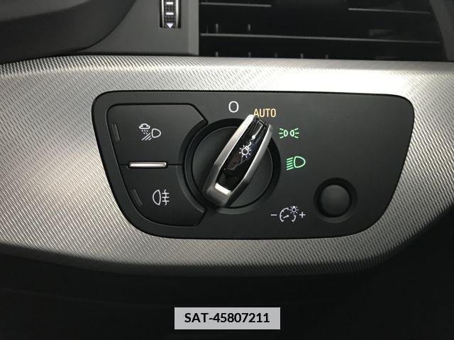 Audi A4 2016-07 349071-21