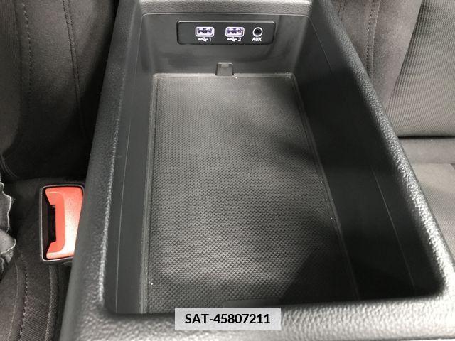 Audi A4 2016-07 349071-17