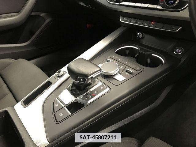 Audi A4 2016-07 349071-12