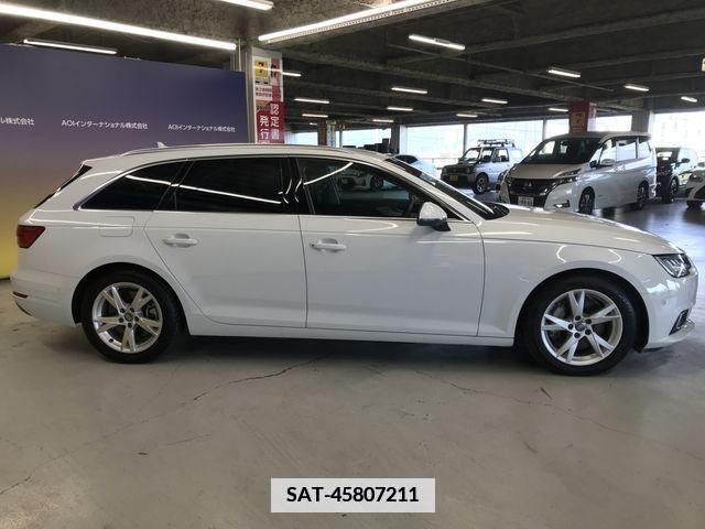 Audi A4 2016-07 349071-9