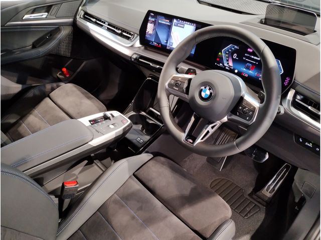 Bmw 2 SERIES 2023-06 18869-14