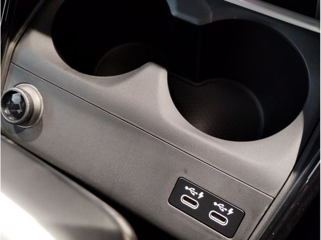 Bmw 2 SERIES 2023-06 18869-23
